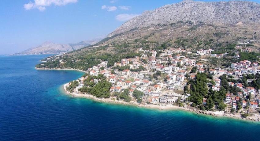 Apartments with parking space Stanici, Omis - 11421 📍 21310 Celina, Croatie