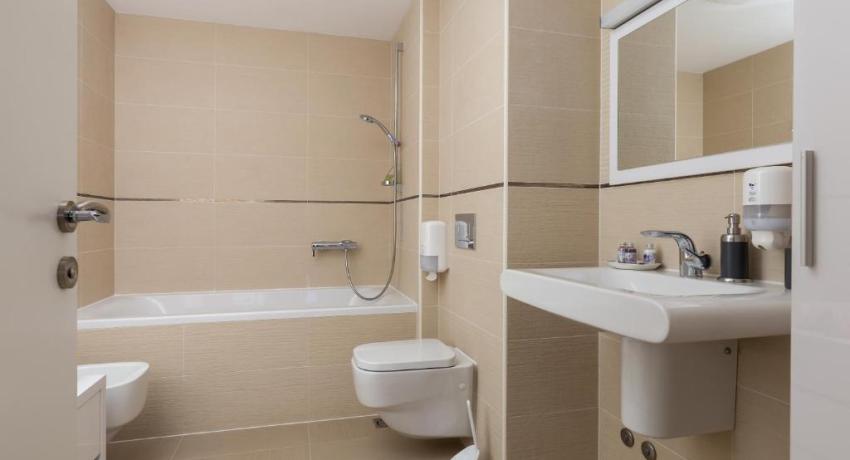 Apartments Nav– 📍1B, Masarykov put, Lapad, 20000 Dubrovnik, Croatie