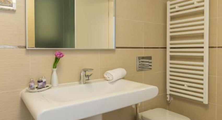 Apartments Nav– 📍1B, Masarykov put, Lapad, 20000 Dubrovnik, Croatie