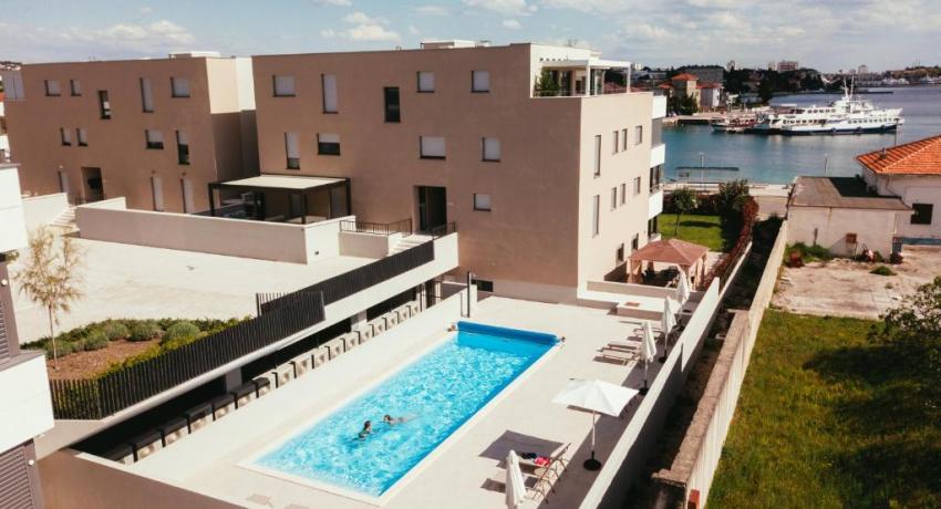 UNIQUE LUXURY DESIGNERS APARTMENT 📍 18 Ulica Vlade Gotovca, 23000 Zadar, Croatie