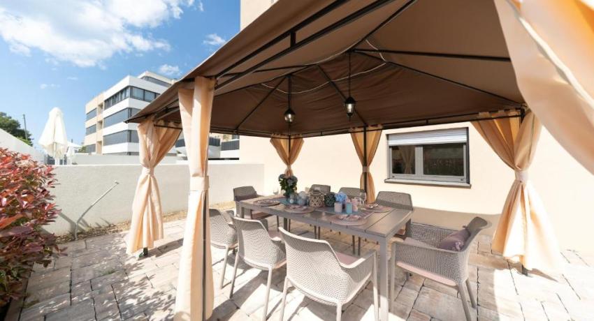 UNIQUE LUXURY DESIGNERS APARTMENT 📍 18 Ulica Vlade Gotovca, 23000 Zadar, Croatie