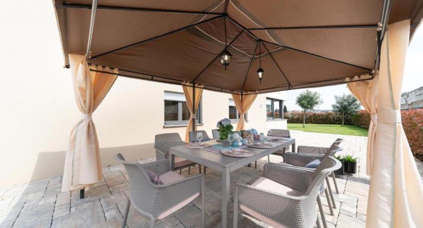 UNIQUE LUXURY DESIGNERS APARTMENT 📍 18 Ulica Vlade Gotovca, 23000 Zadar, Croatie