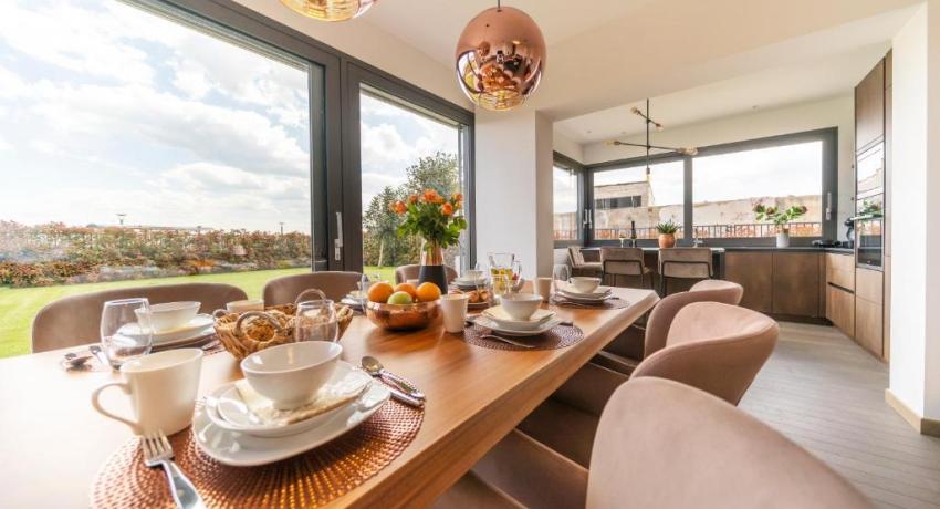 UNIQUE LUXURY DESIGNERS APARTMENT 📍 18 Ulica Vlade Gotovca, 23000 Zadar, Croatie