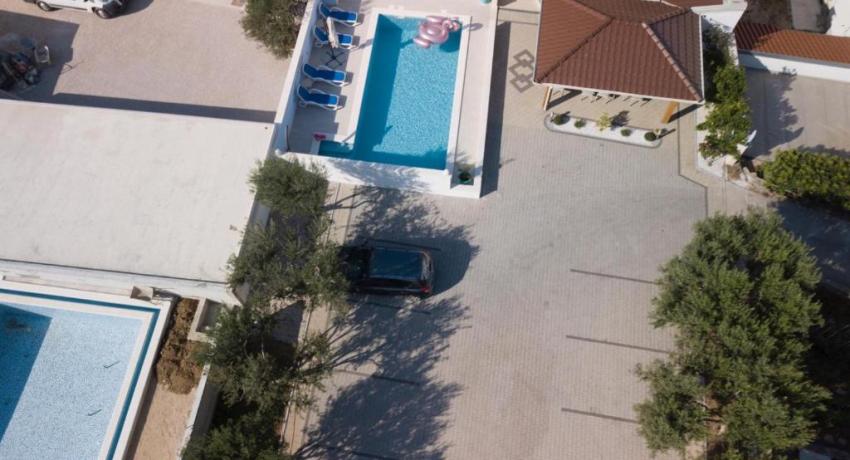 Apartments Plavi Biser 📍 Podsolarsko 80A, 22000 Šibenik, Croatie