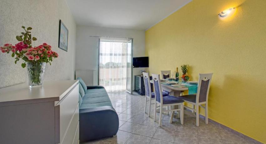 Apartments Plavi Biser 📍 Podsolarsko 80A, 22000 Šibenik, Croatie