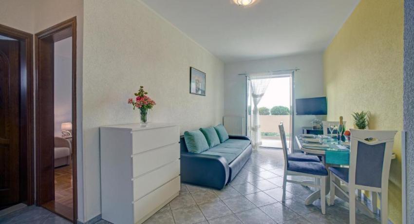 Apartments Plavi Biser 📍 Podsolarsko 80A, 22000 Šibenik, Croatie