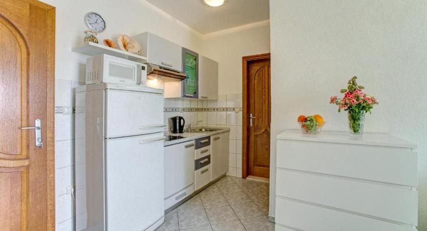 Apartments Plavi Biser 📍 Podsolarsko 80A, 22000 Šibenik, Croatie
