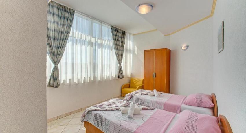 Apartments Plavi Biser 📍 Podsolarsko 80A, 22000 Šibenik, Croatie