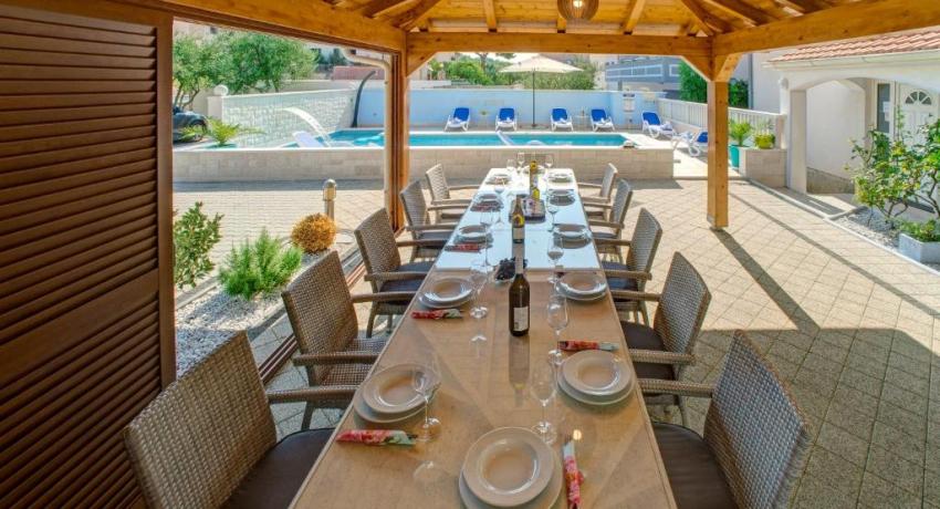 Apartments Plavi Biser 📍 Podsolarsko 80A, 22000 Šibenik, Croatie