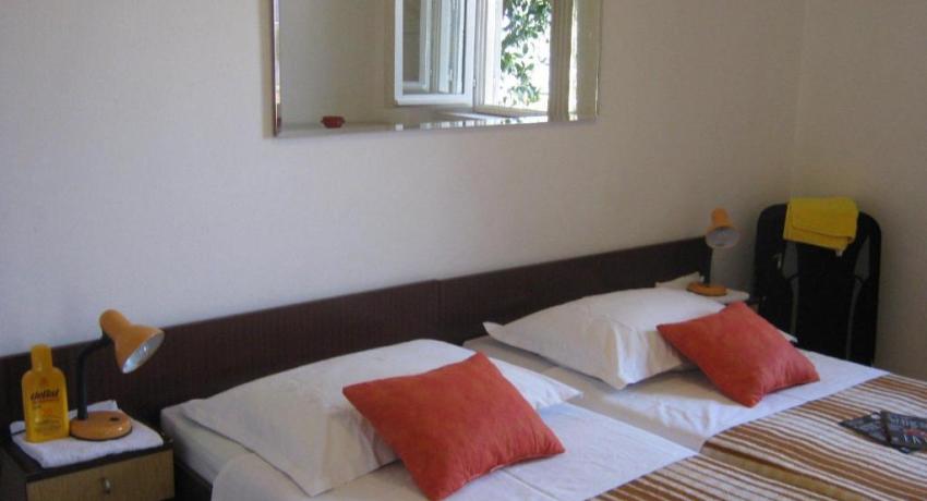 Apartments and Rooms Artemida – 📍Antuna Barca 6, Lapad, 20000 Dubrovnik, Croatie