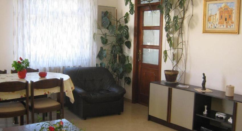 Apartments and Rooms Artemida – 📍Antuna Barca 6, Lapad, 20000 Dubrovnik, Croatie