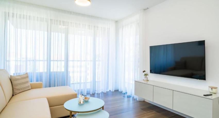 Apartments Zadro– 📍4 Ulica Petra Zoranića 2 kat, Lapad, 20000 Dubrovnik