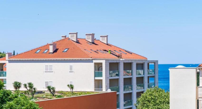 Apartments Zadro– 📍4 Ulica Petra Zoranića 2 kat, Lapad, 20000 Dubrovnik