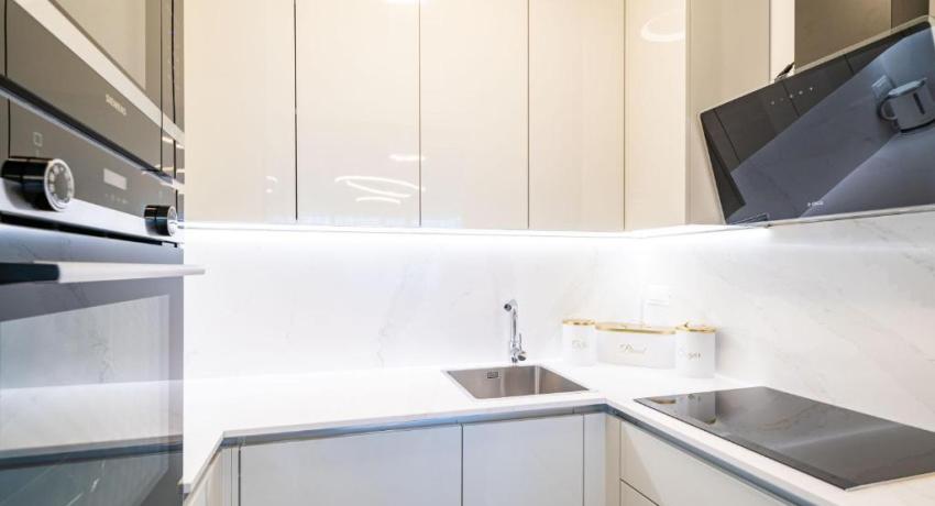 Apartments Zadro– 📍4 Ulica Petra Zoranića 2 kat, Lapad, 20000 Dubrovnik