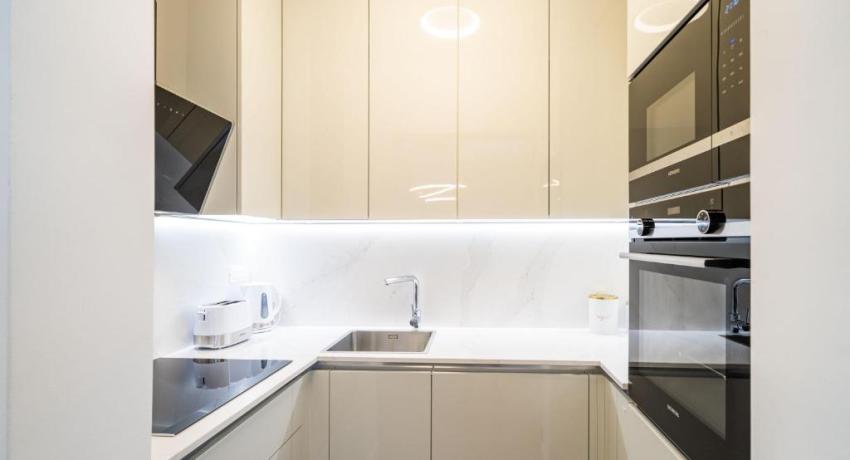 Apartments Zadro– 📍4 Ulica Petra Zoranića 2 kat, Lapad, 20000 Dubrovnik