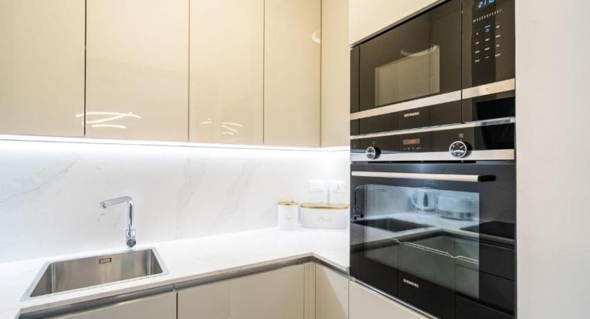 Apartments Zadro– 📍4 Ulica Petra Zoranića 2 kat, Lapad, 20000 Dubrovnik