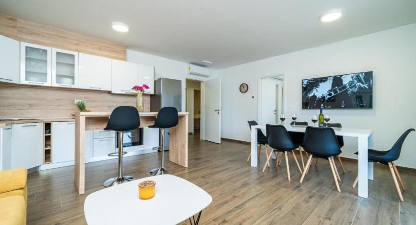 Blue Bay Apartment