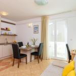 Villa Erna – 📍 Vatroslava Lisinskog 35, 20000 Dubrovnik, Croatie