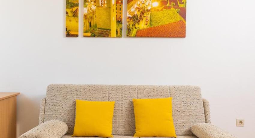 Villa Erna – 📍 Vatroslava Lisinskog 35, 20000 Dubrovnik, Croatie