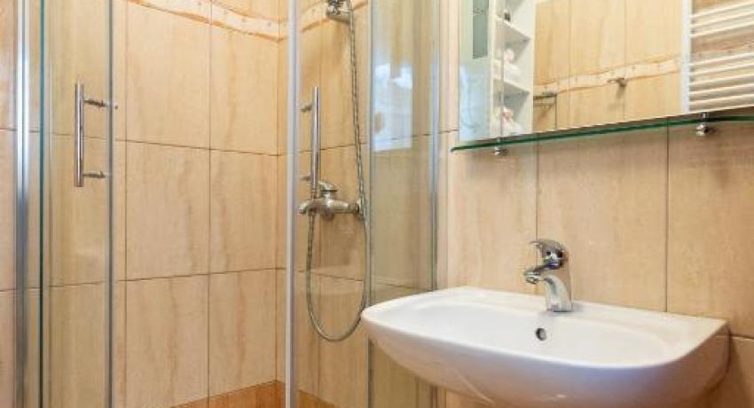 Villa Erna – 📍 Vatroslava Lisinskog 35, 20000 Dubrovnik, Croatie