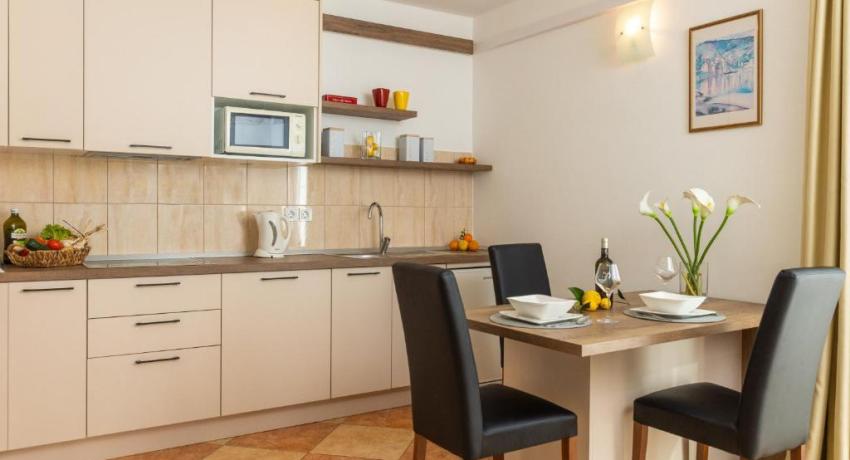 Villa Erna – 📍 Vatroslava Lisinskog 35, 20000 Dubrovnik, Croatie