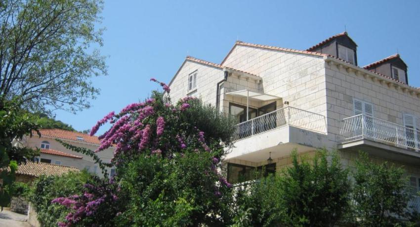 Apartments and Rooms Artemida – 📍Antuna Barca 6, Lapad, 20000 Dubrovnik, Croatie