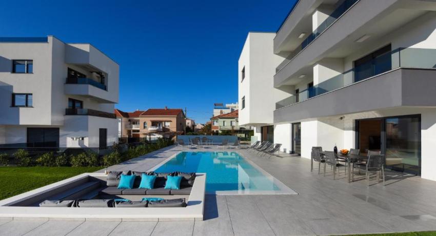 FUX LUXURY Infinty-Pool Zadar