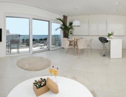 Apartments Deja Views - Žnjan beach– 📍Put Znjana 6a, 21000 Split, Croatie