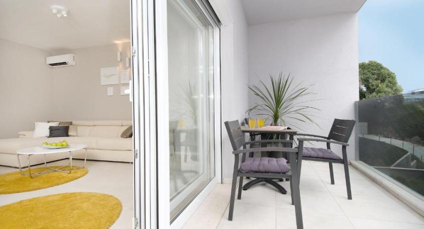 Apartments Deja Views - Žnjan beach– 📍Put Znjana 6a, 21000 Split, Croatie