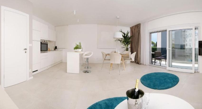 Apartments Deja Views - Žnjan beach– 📍Put Znjana 6a, 21000 Split, Croatie