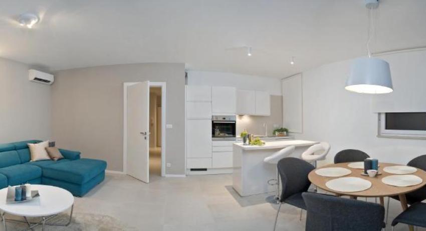 Apartments Deja Views - Žnjan beach– 📍Put Znjana 6a, 21000 Split, Croatie