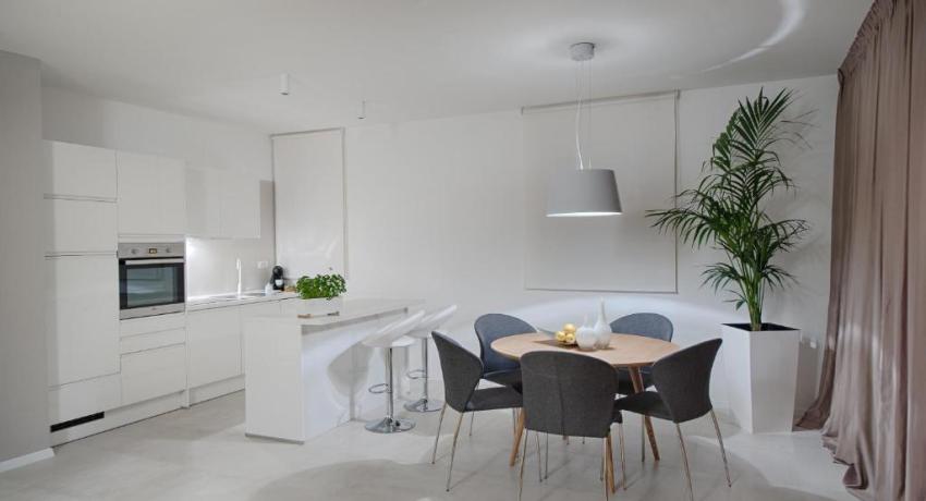 Apartments Deja Views - Žnjan beach– 📍Put Znjana 6a, 21000 Split, Croatie