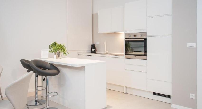 Apartments Deja Views - Žnjan beach– 📍Put Znjana 6a, 21000 Split, Croatie