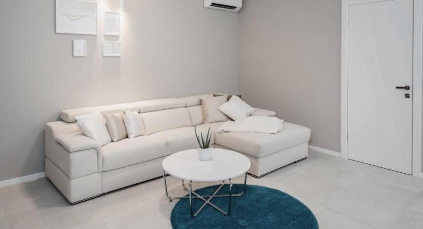 Apartments Deja Views - Žnjan beach– 📍Put Znjana 6a, 21000 Split, Croatie