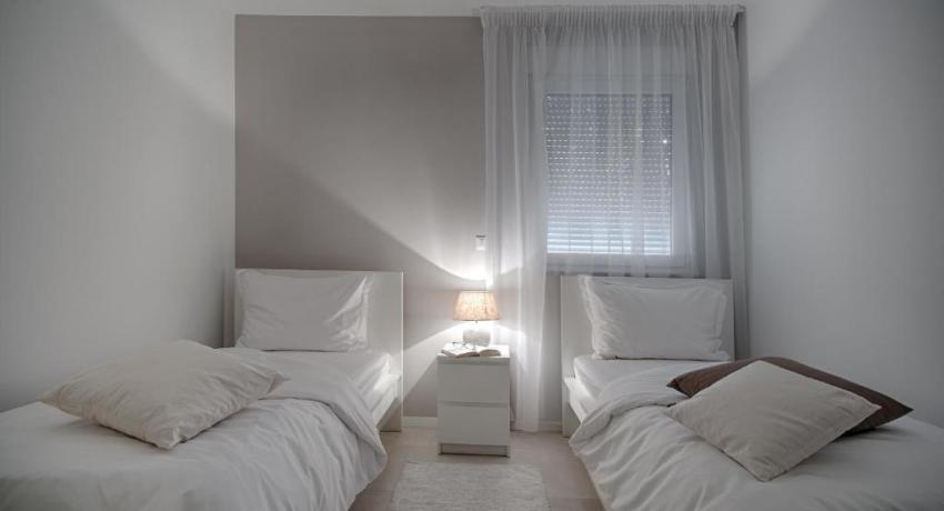 Apartments Deja Views - Žnjan beach– 📍Put Znjana 6a, 21000 Split, Croatie