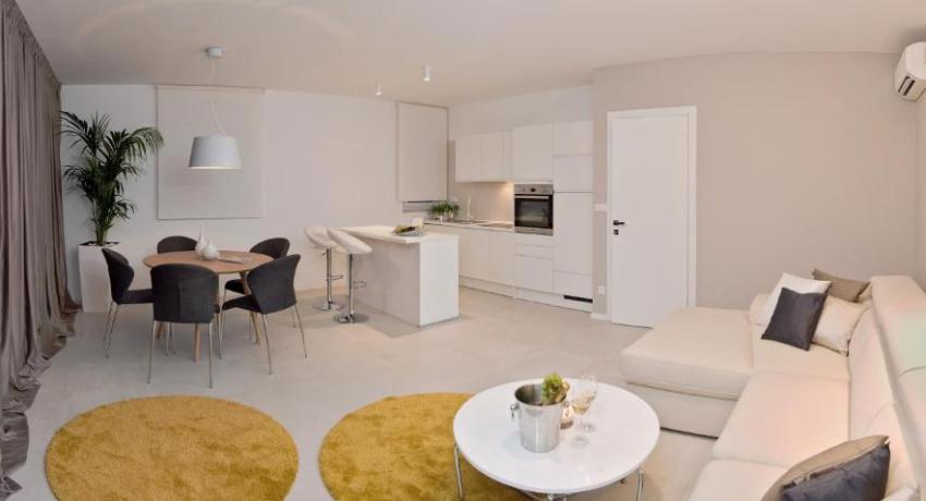Apartments Deja Views - Žnjan beach– 📍Put Znjana 6a, 21000 Split, Croatie