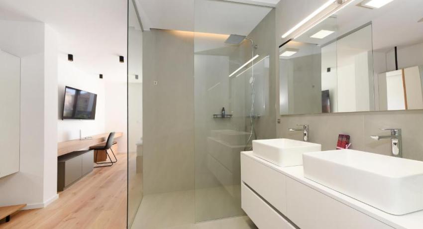FUX LUXURY Infinty-Pool Zadar