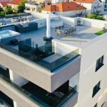 FUX LUXURY rooftop terrace JACUZZI & BBQ