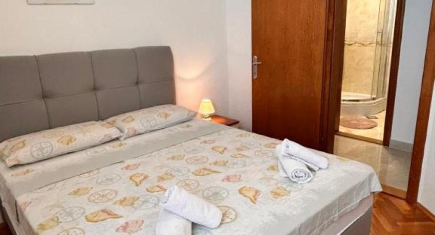 Apartments Plavi Biser 📍 Podsolarsko 80A, 22000 Šibenik, Croatie