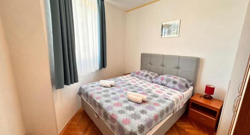 Apartments Plavi Biser 📍 Podsolarsko 80A, 22000 Šibenik, Croatie