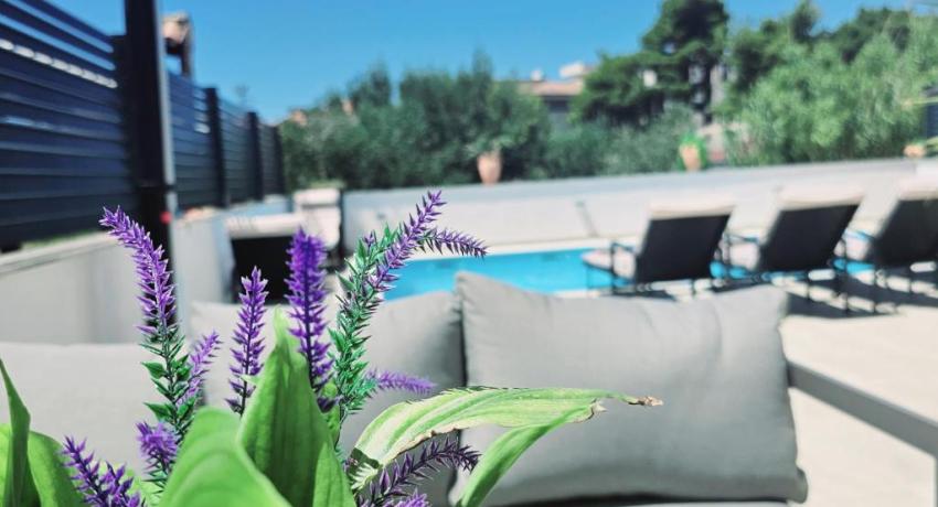 Villa Lungomare with private pool