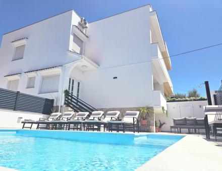 Villa Lungomare with private pool