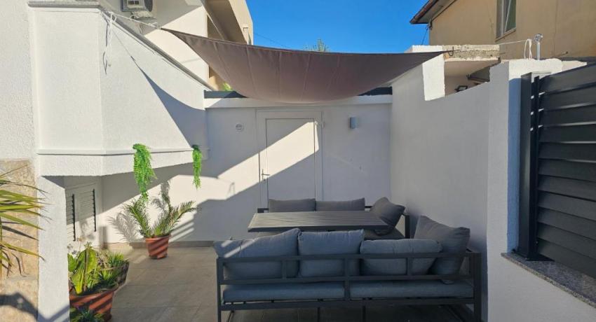 Villa Lungomare with private pool