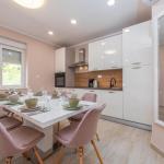 Villa Lungomare with private pool