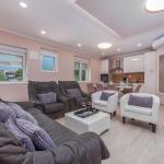 Villa Lungomare with private pool