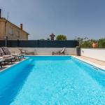 Villa Lungomare with private pool