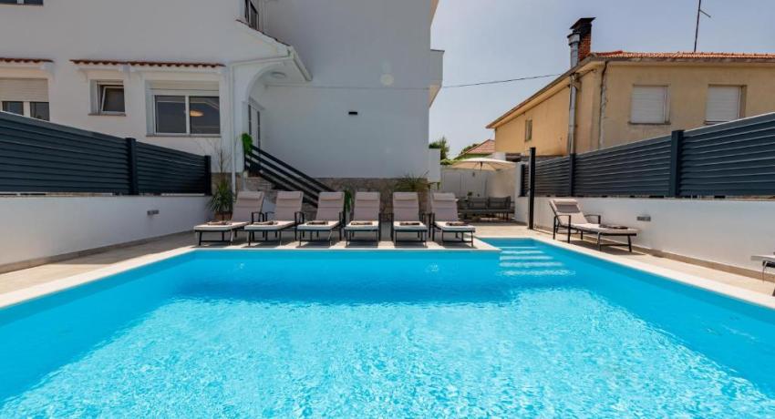 Villa Lungomare with private pool