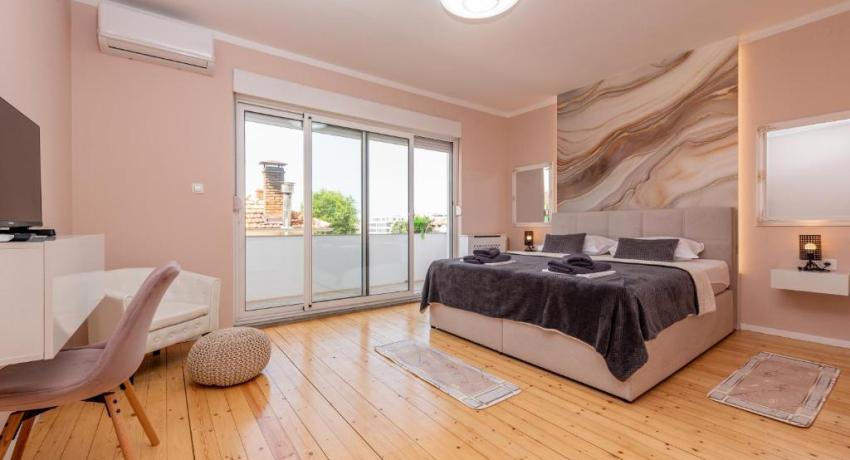 Villa Lungomare with private pool