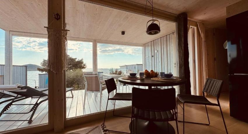 Buqez Eco Resort - beach house 17 - seaview 📍 Jadranska Magistrala 22, 23211 Drage, Croatie