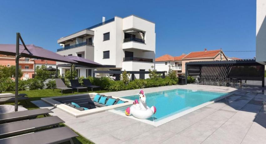 FUX LUXURY Infinty-Pool Zadar